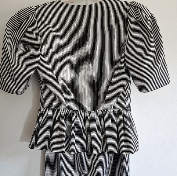 80s George Gross Black-and-White Striped Belted Skirt-Suit - Picture 5 of 8